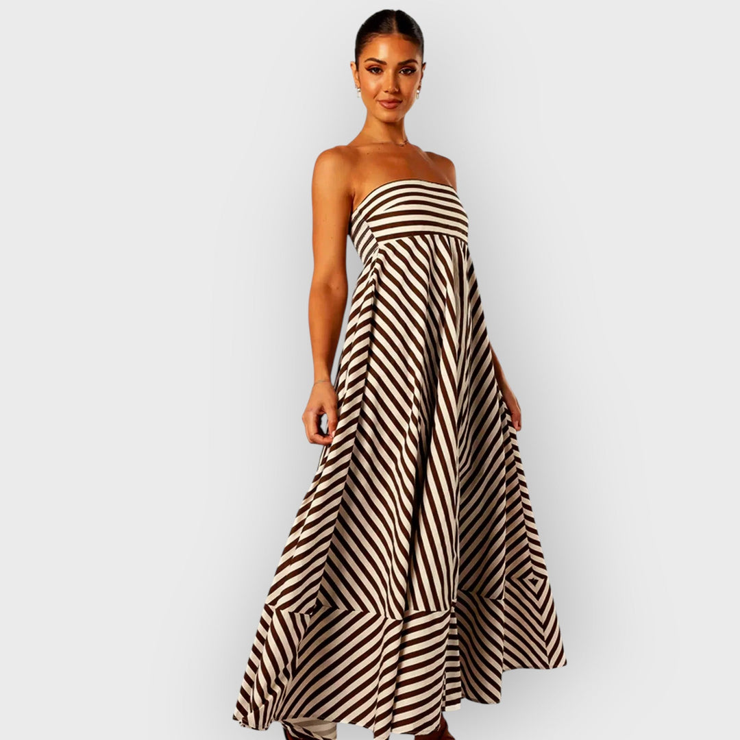 Nocturnal Charm Raffung Maxi-Kleid